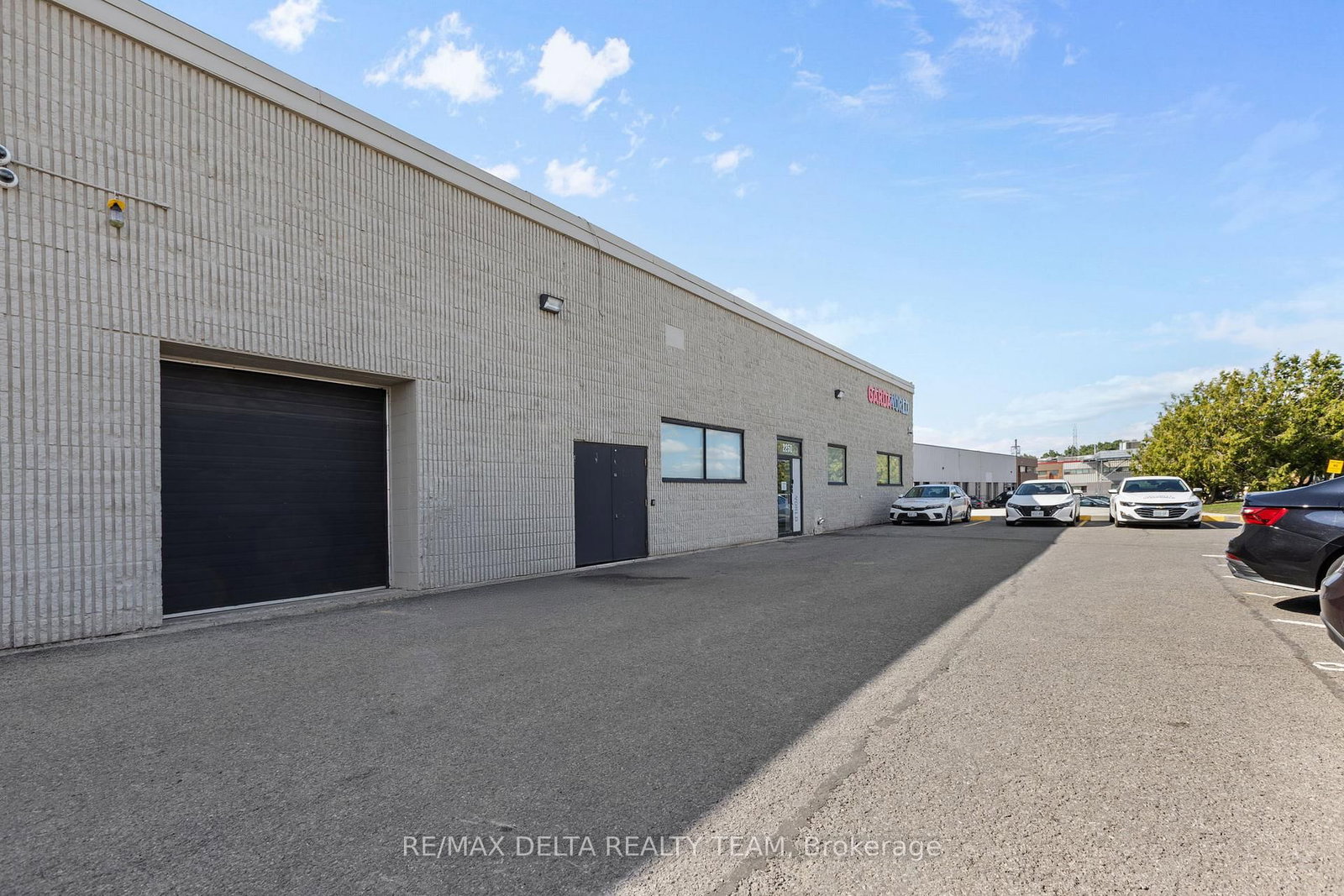 2250 Gladwin Crescent - Photo 12