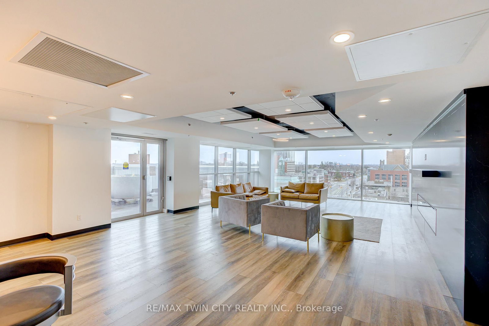 Condo for sale at 2705-60 Frederick Street, Kitchener, Ontario, N2H 0C7 - MLS: X12775798