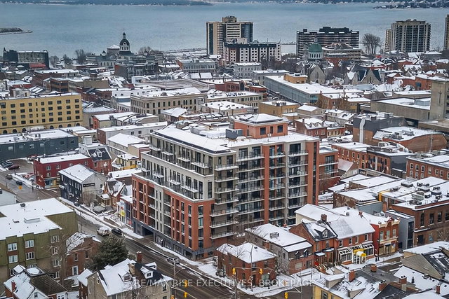 813 - 223 Princess Street