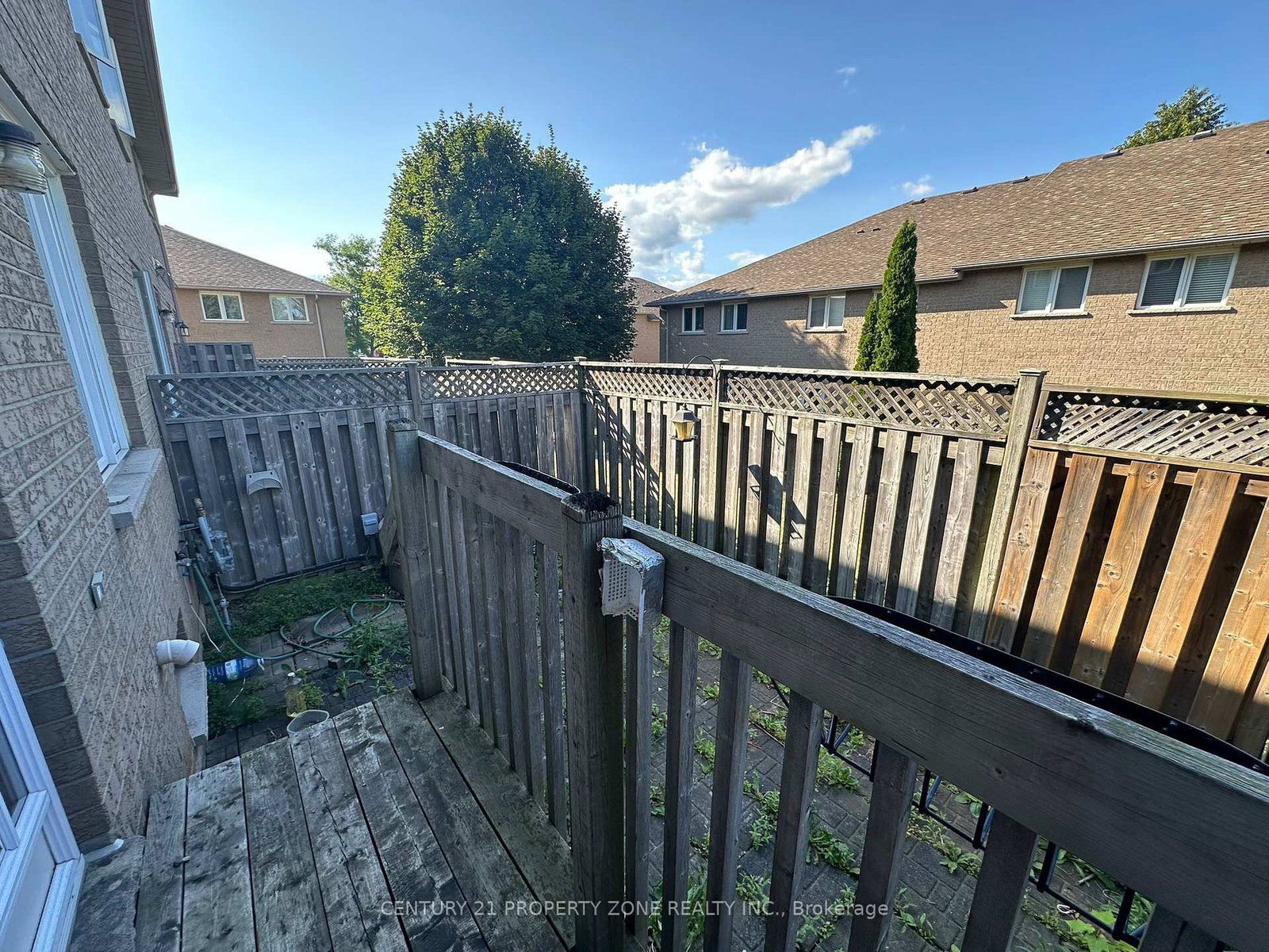 Townhouse for sale at 35-1889 Upper Wentworth Street, Hamilton, Ontario, L9B 2T8 - Allison - MLS: X12776288