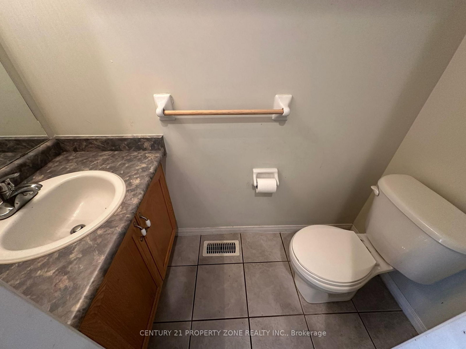 Townhouse for sale at 35-1889 Upper Wentworth Street, Hamilton, Ontario, L9B 2T8 - Allison - MLS: X12776288