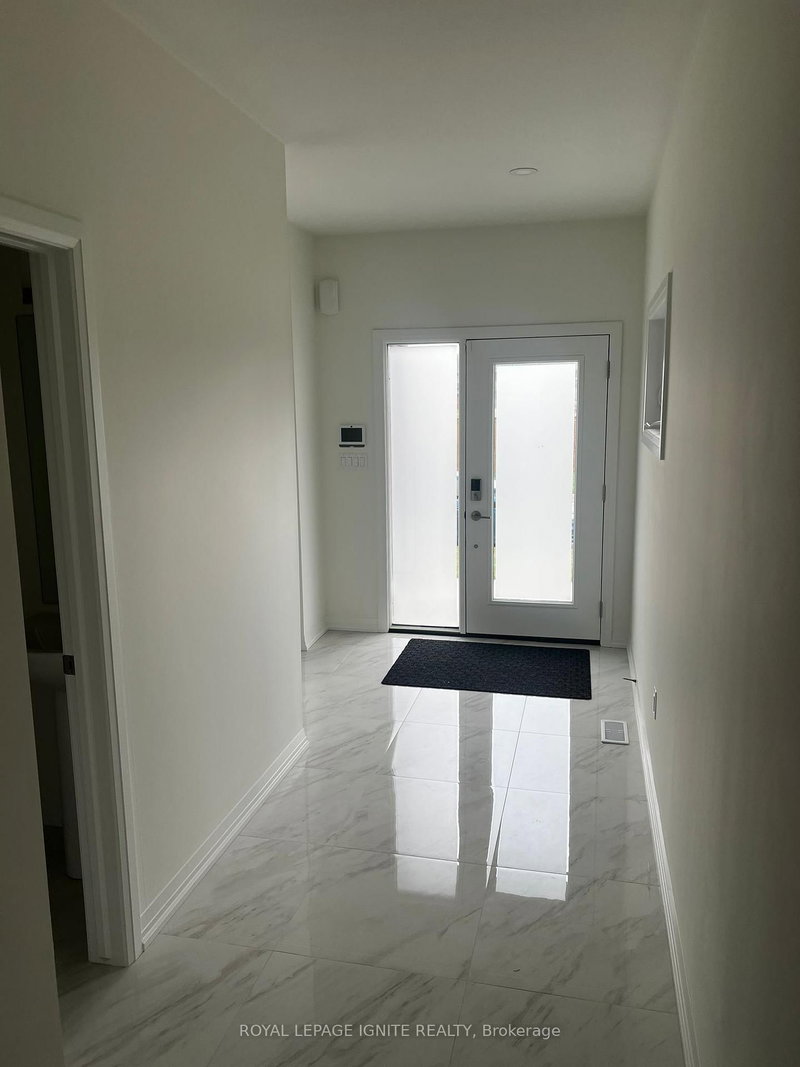 7 Saffron Way, Pelham, L3E 0G6 | Image 2