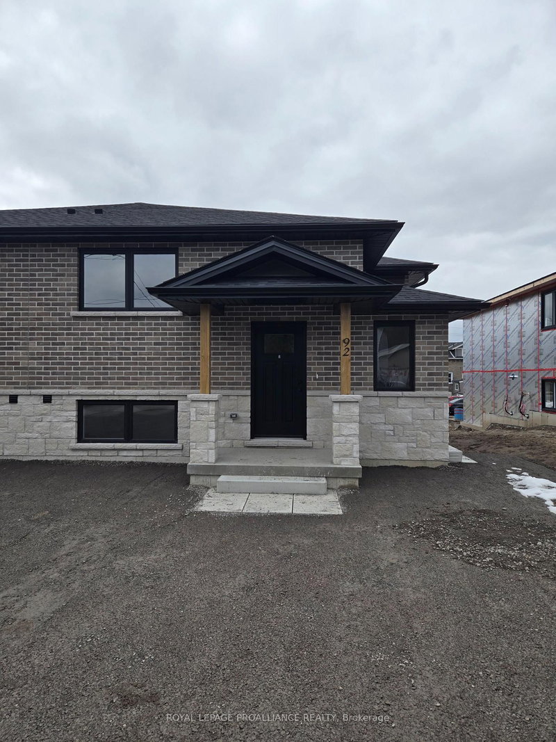 2 - 92 Lywood St, Cobden, K0K 1K0 | Image 2