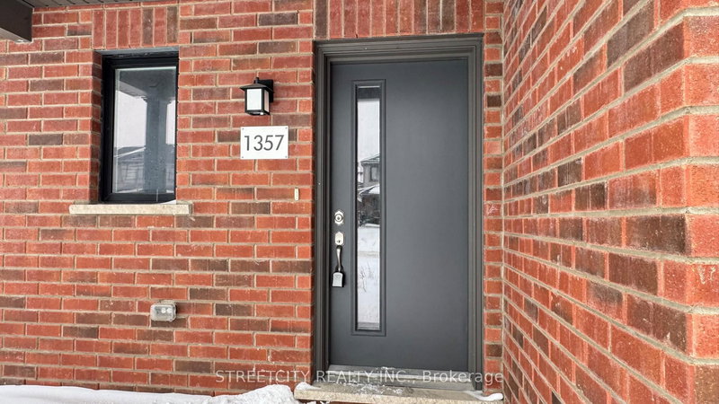 1357 Michael Circ, London East, N5V 0B8 | Image 2