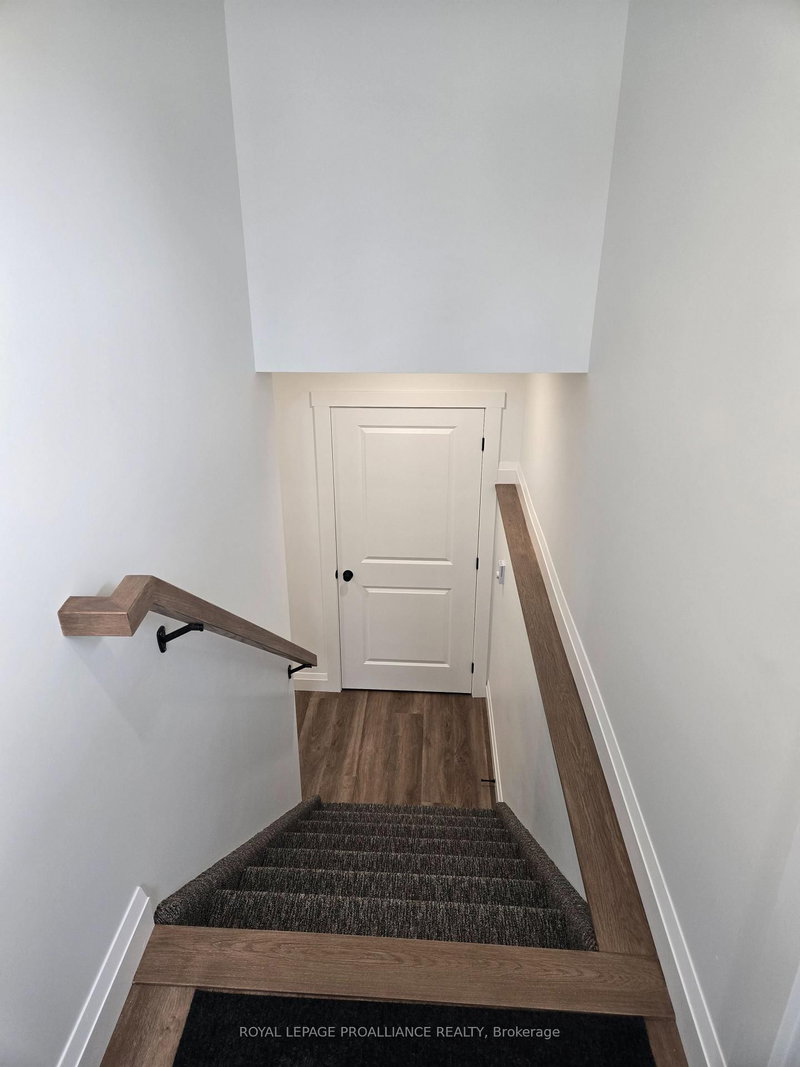 4 - 92 Lywood St, Cobden, K0K 1K0 | Image 2