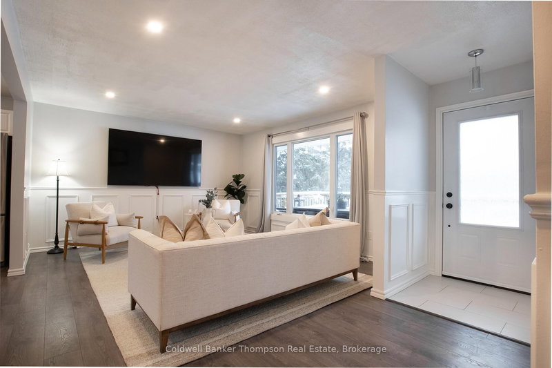 17 Gullins Rd, Huntsville, P1H 1M6 | Image 2