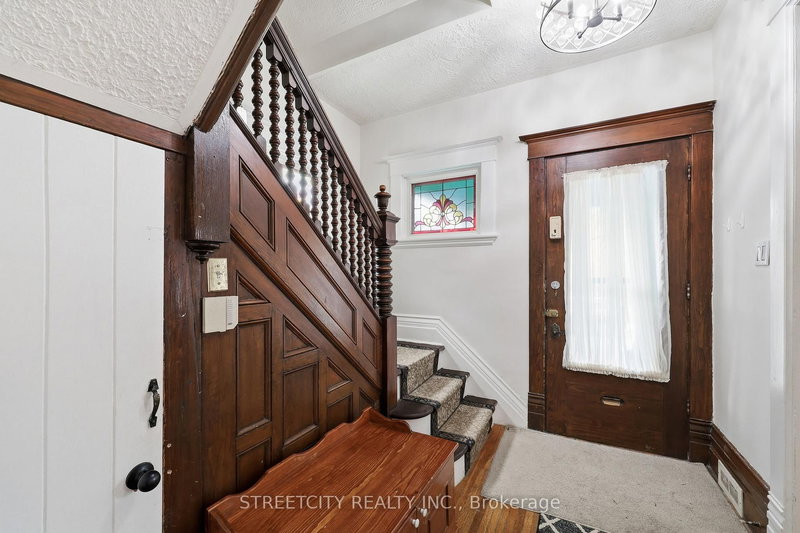 8 Bellevue Ave, London South, N6C 4A5 | Image 3