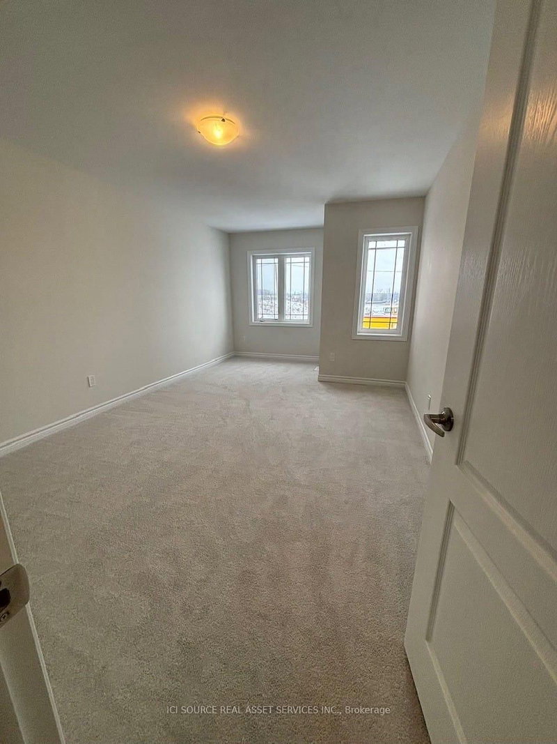 56 Bruton St, Thorold, L2V 0N3 | Image 3