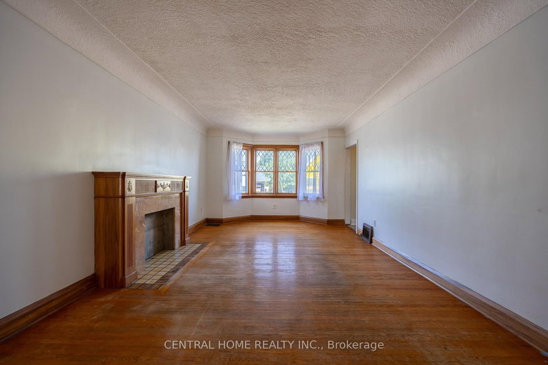 1650 King St E, Hamilton, L8K 1T9 | Image 3