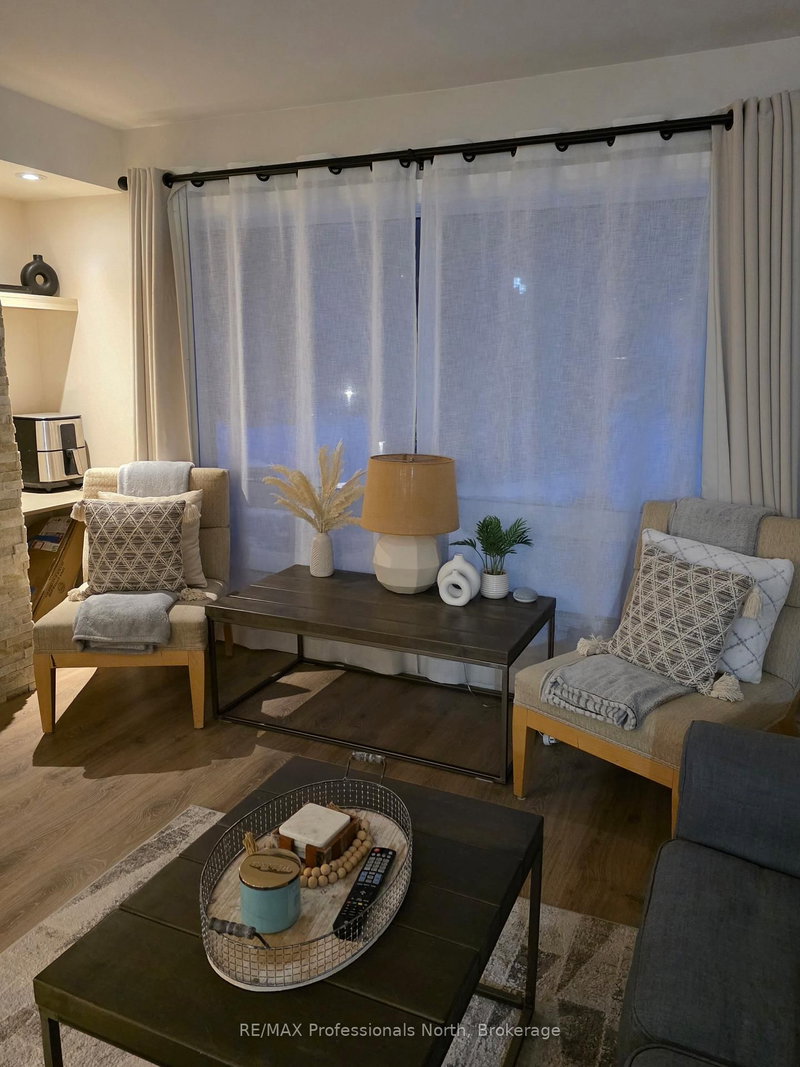 52-308 - 1235 Deerhurst Dr, Huntsville, P1H 2E8 | Image 3