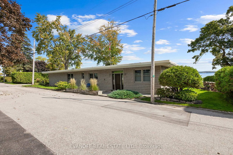 20 Lakeview Park Road