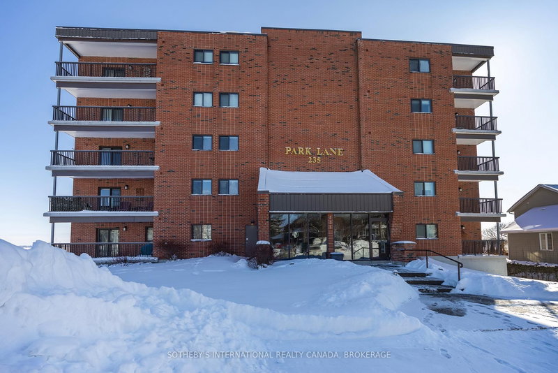 302 - 235 South St S, Gananoque, K7G 1A4 | Image 2