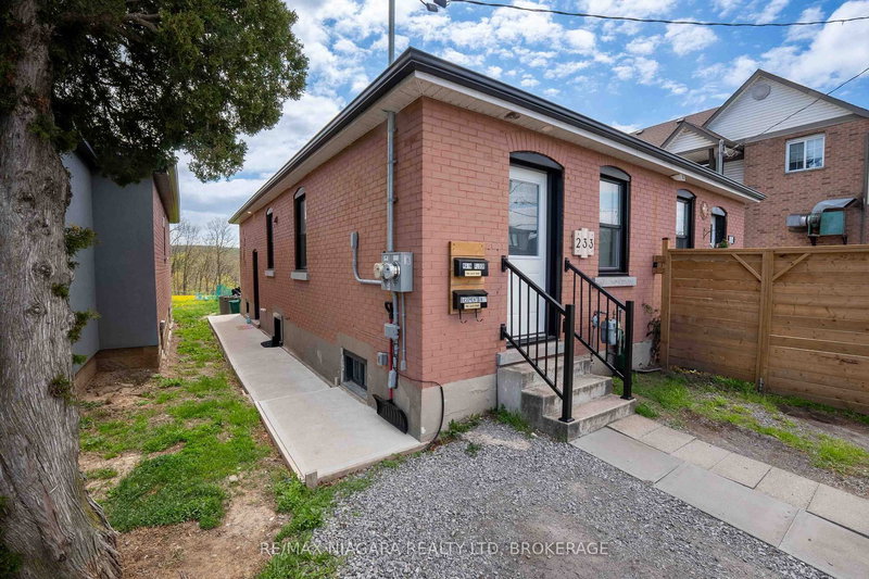 BASEMENT - 233 Pelham Rd, St. Catharines, L2S 1W8 | Image 2