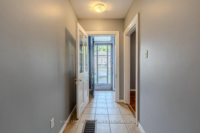 76-78 North St N, Kingston, K7K 1J9 | Image 2