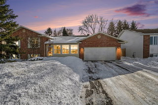 38 Lapointe Boulevard