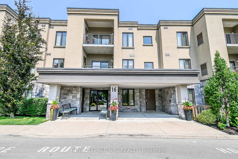 203 - 16 Sullivan Ave, Thorold, L2V 2Y2 | Image 3