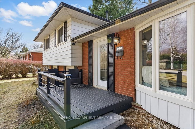 160 Council Cres, Hamilton, L9G 1V1 | Image 3