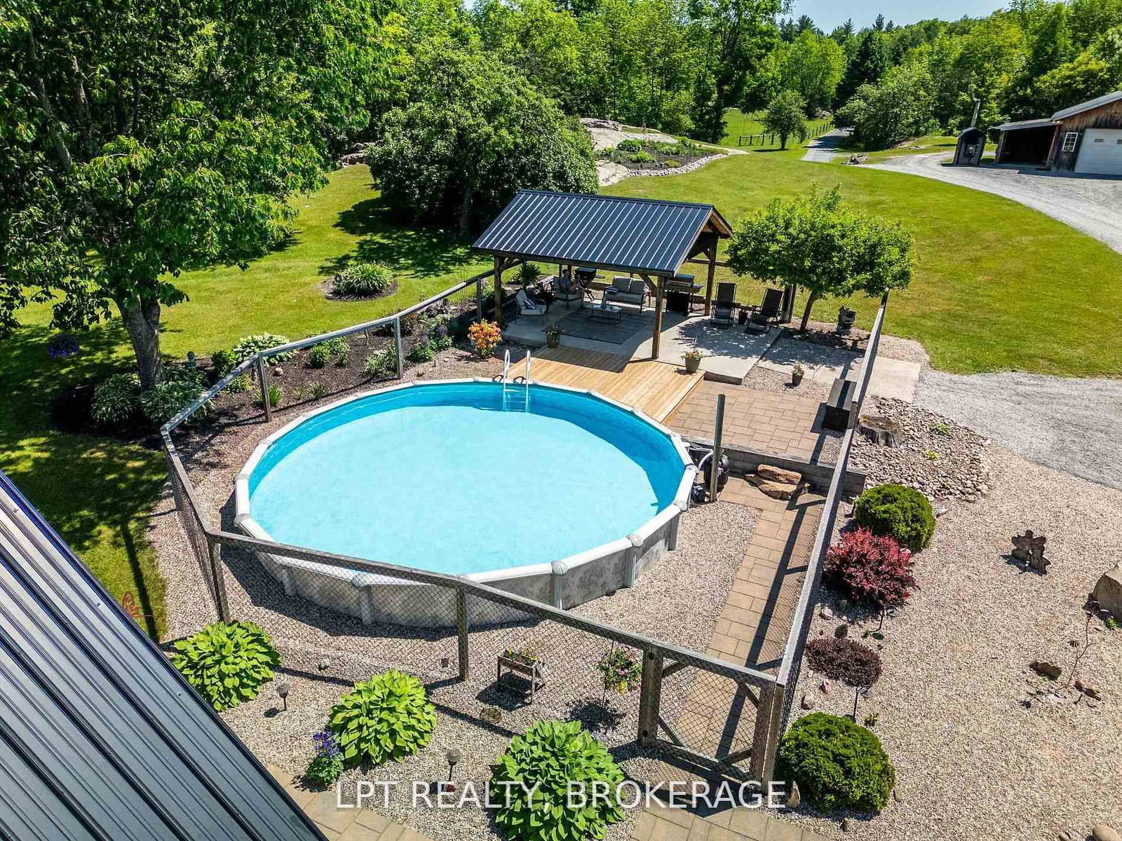 1758 Forty Foot Road • Godfrey, ON photo 10