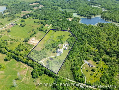 1758 Forty Foot Road • Godfrey, ON photo 3