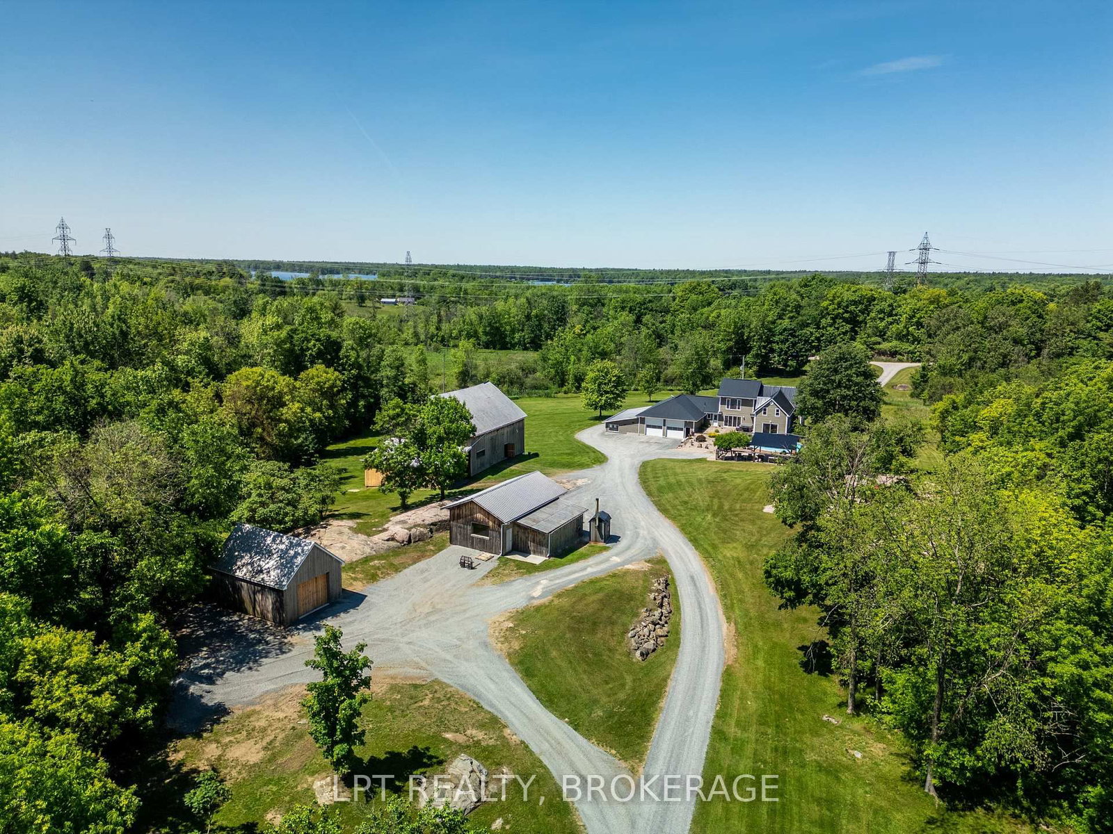 1758 Forty Foot Road • Godfrey, ON photo 6