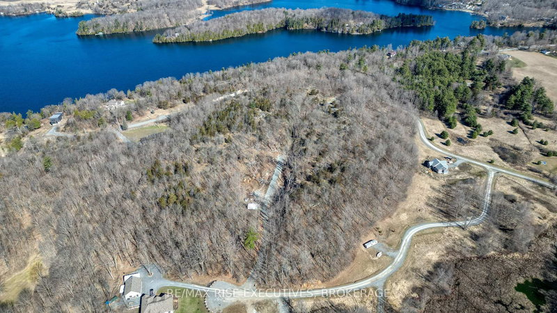 6 CRANBERRY COVE Lane, Seeley's Bay, K0H 2N0 | Image 2