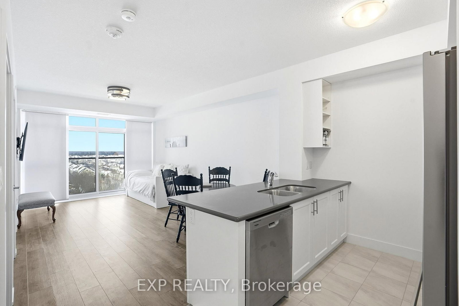 460 Dundas Street E, Unit 803 - Photo 4