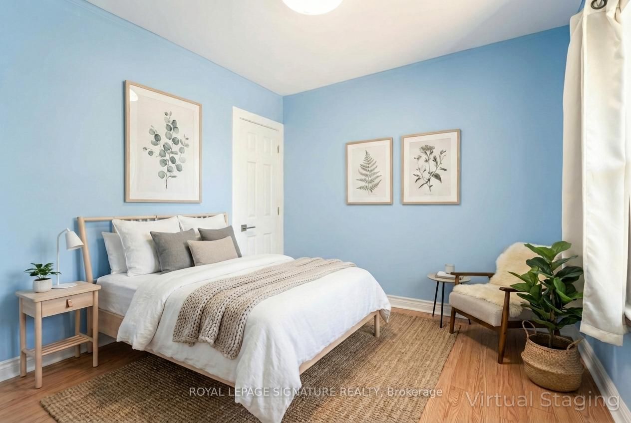 Detached House for sale at 84 Frederick Avenue, Hamilton, Ontario, L8H 4K6 - Crown Point - MLS: X12780814