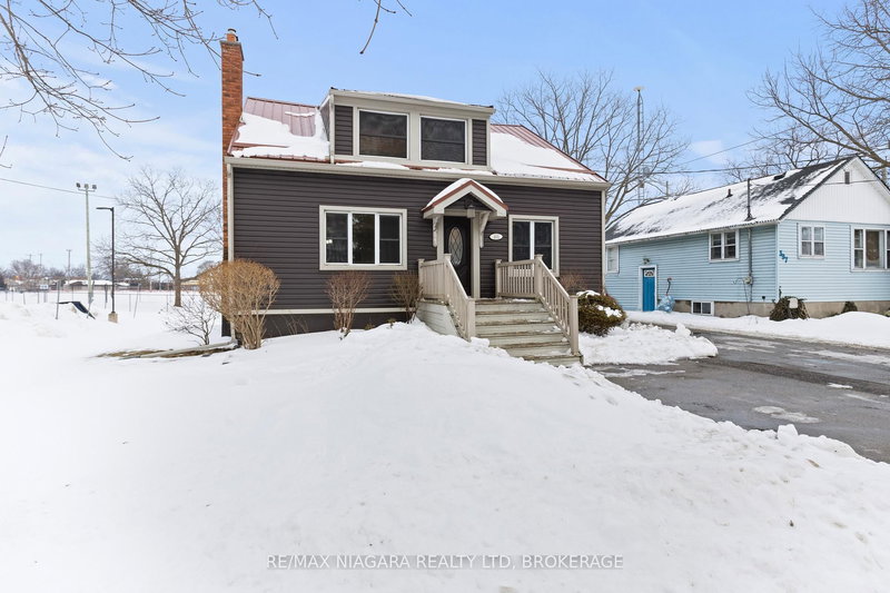 401 Fielden Ave, Port Colborne, L3K 4T9 | Image 2