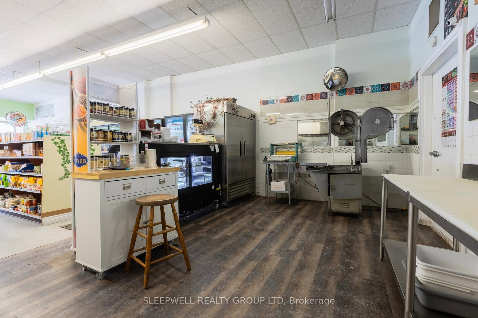 1101 Wellington Street W - Photo 10