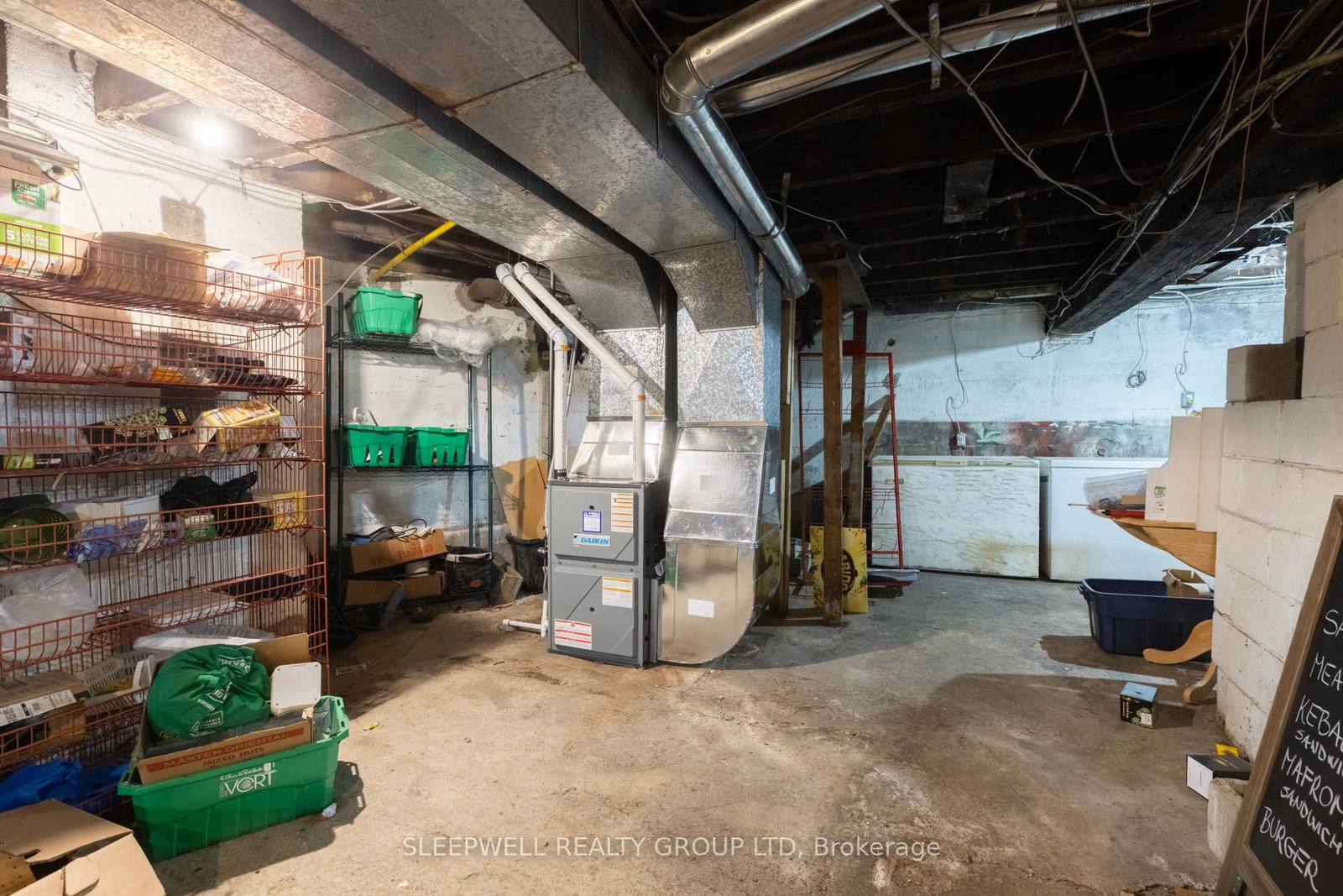 1101 Wellington Street W - Photo 21