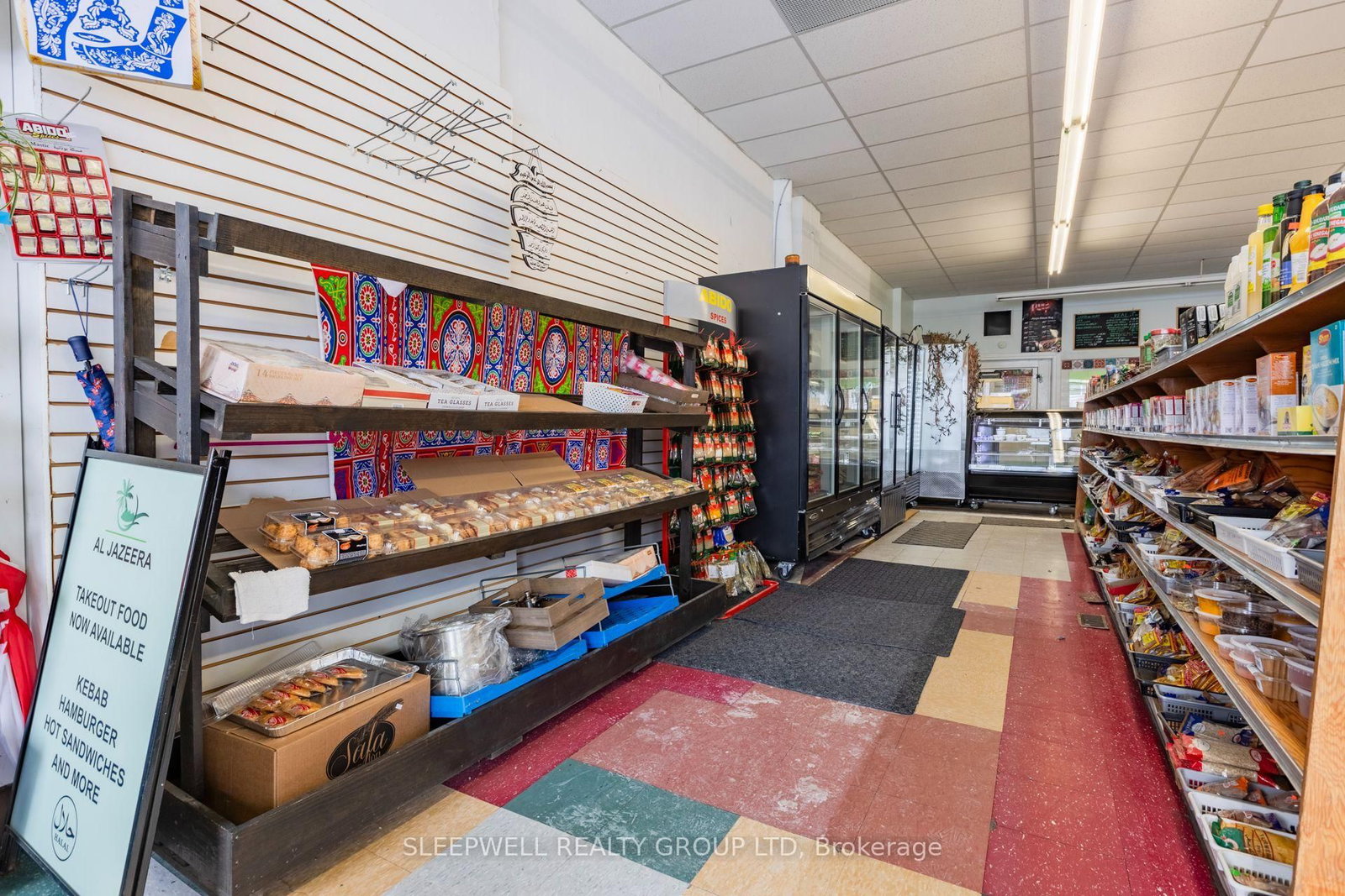 1101 Wellington Street W - Photo 4