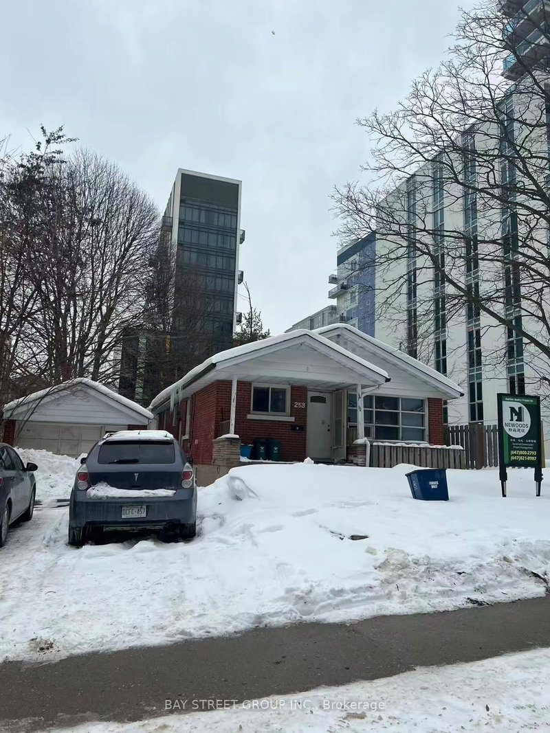 249 Sunview St photo 5
