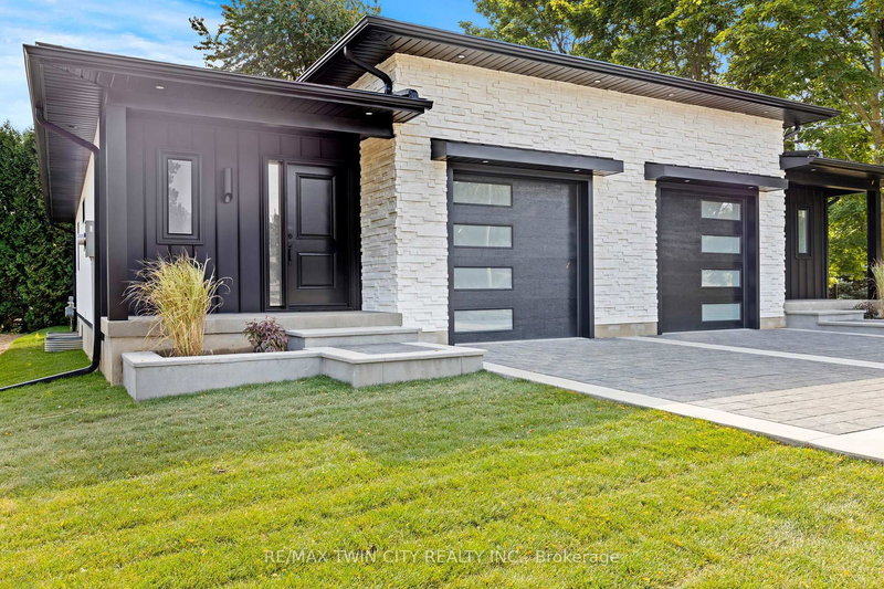 139 King Edward St, Brant, N3L 3E3 | Image 2