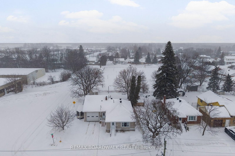 39 Condie St, Smiths Falls, K7A 2T3 | Image 3