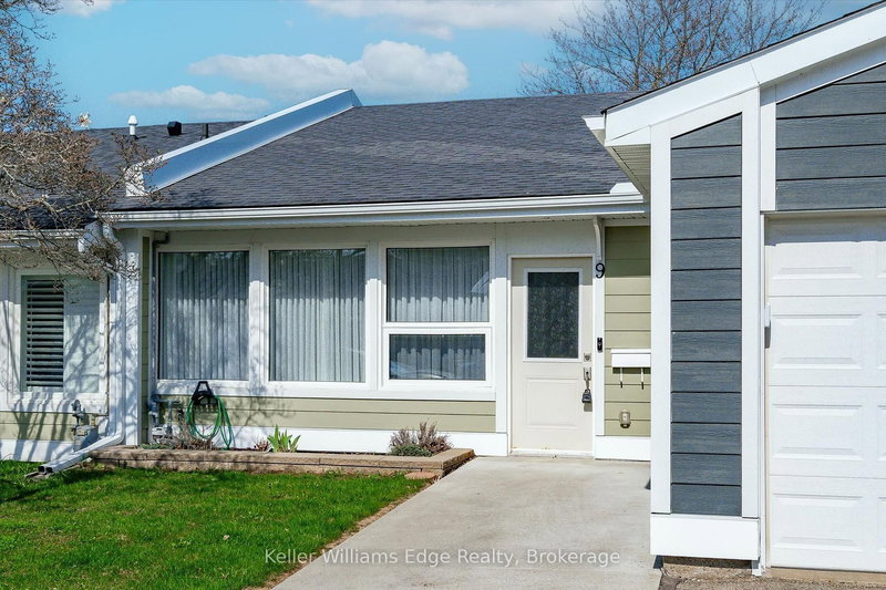 9 Gates Lane, Hamilton, L9B 1T8 | Image 3