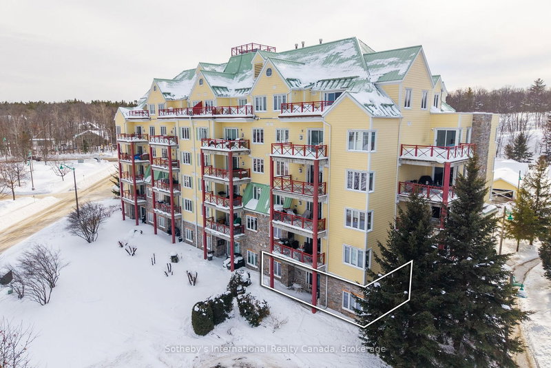 102 - 110 Steamship Bay Rd, Gravenhurst, P1P 1Z9 | Image 2