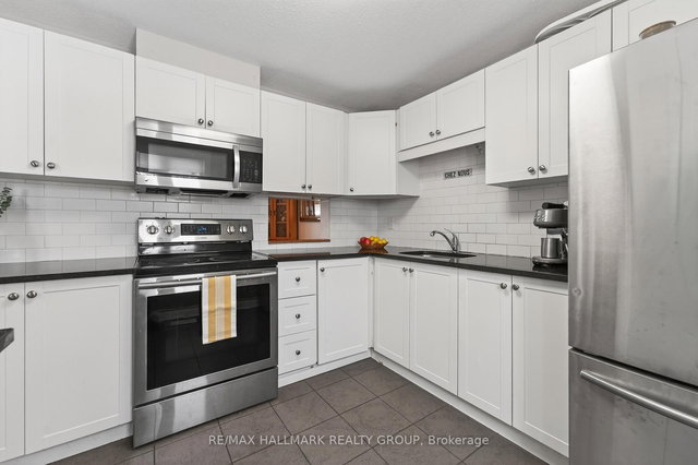 1126 Grenoble Crescent