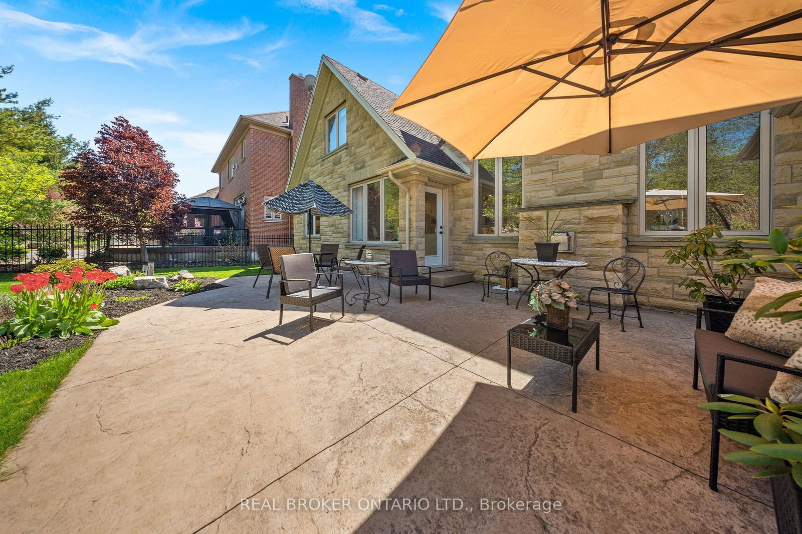 215 Black Maple Court - Photo 41