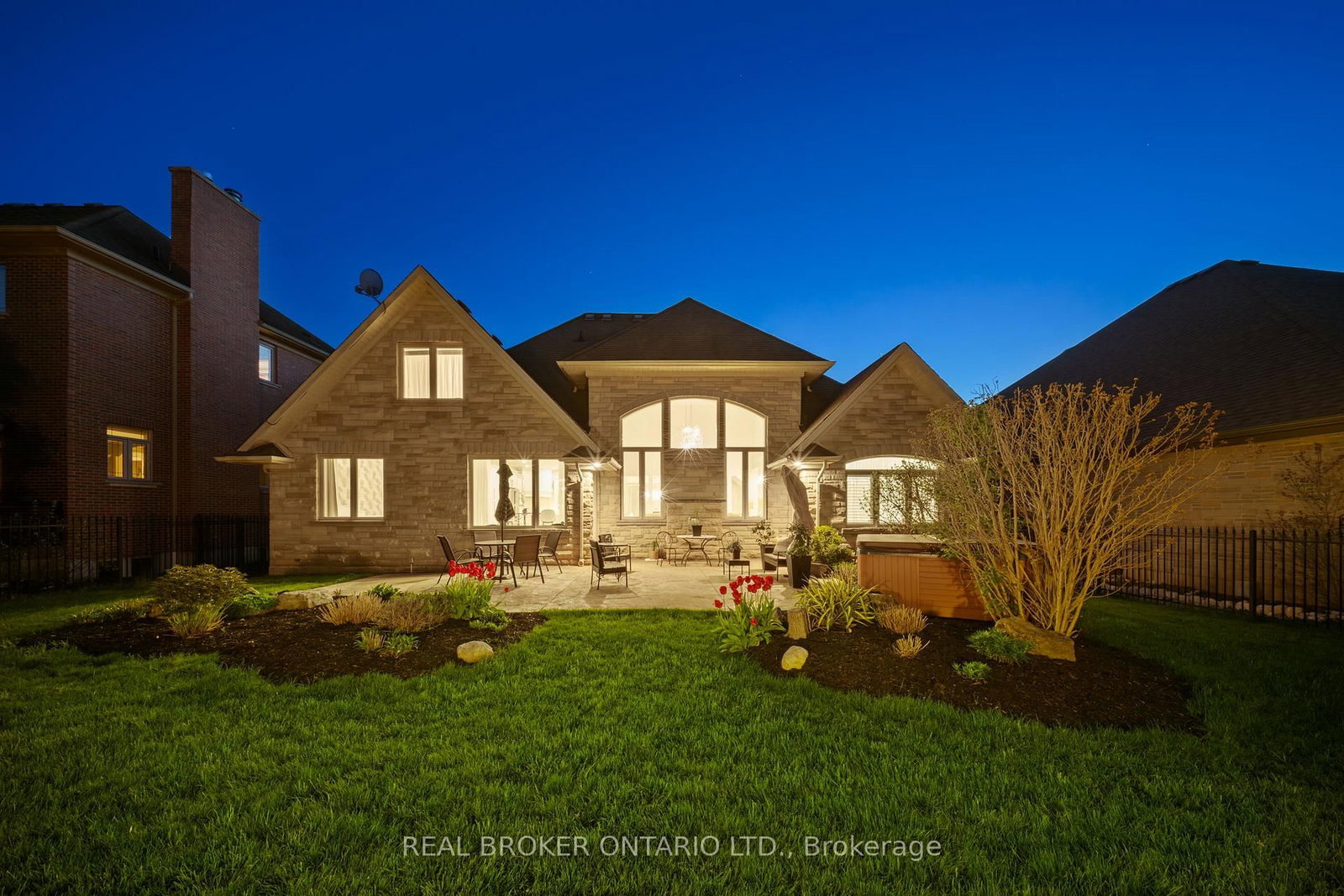 215 Black Maple Court - Photo 42