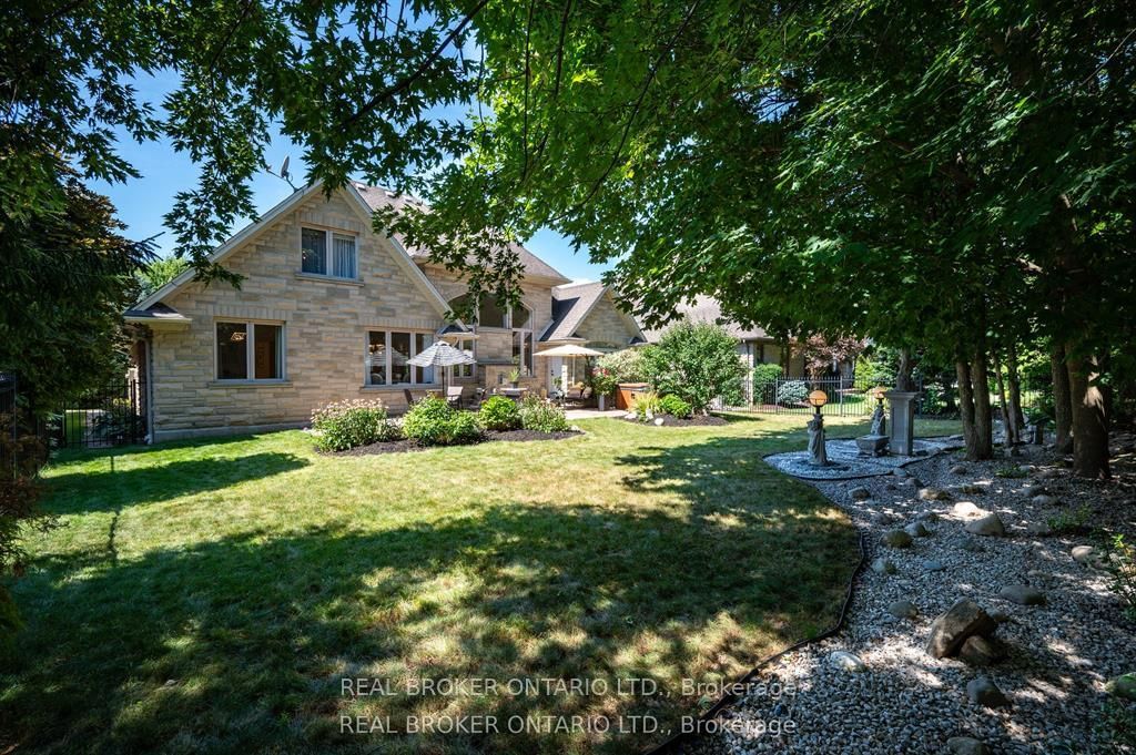 215 Black Maple Court - Photo 44