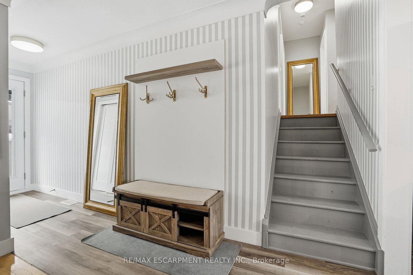 Detached House for lease at UPPER-79 Kimberly Drive, Hamilton, Ontario, L8K 4K7 - Rosedale - MLS: X12782516