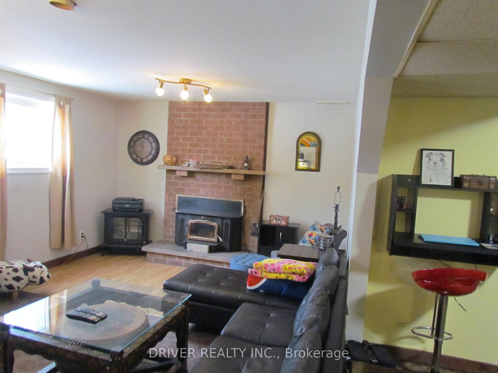 Listing Image 18