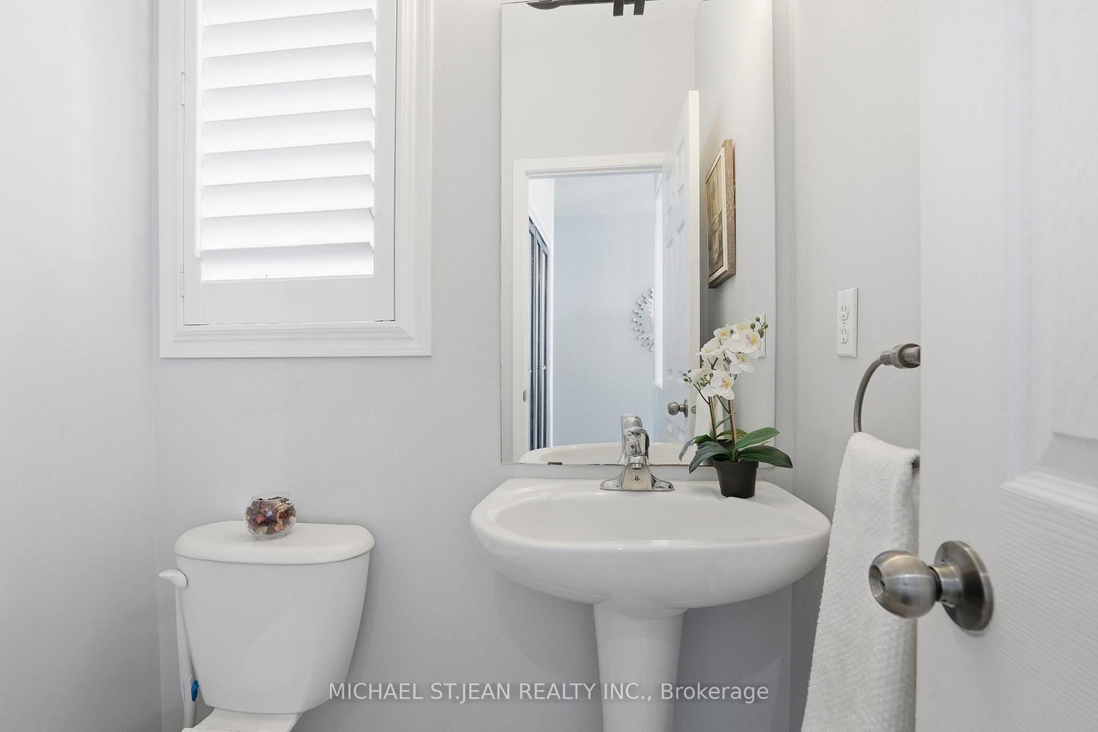 Detached House for sale at 63 Fowler Drive, Hamilton, Ontario, L0R 1C0 - Binbrook - MLS: X12782834