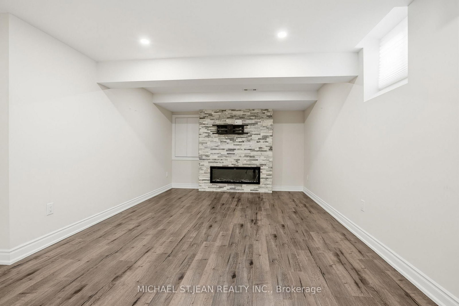 Detached House for sale at 63 Fowler Drive, Hamilton, Ontario, L0R 1C0 - Binbrook - MLS: X12782834