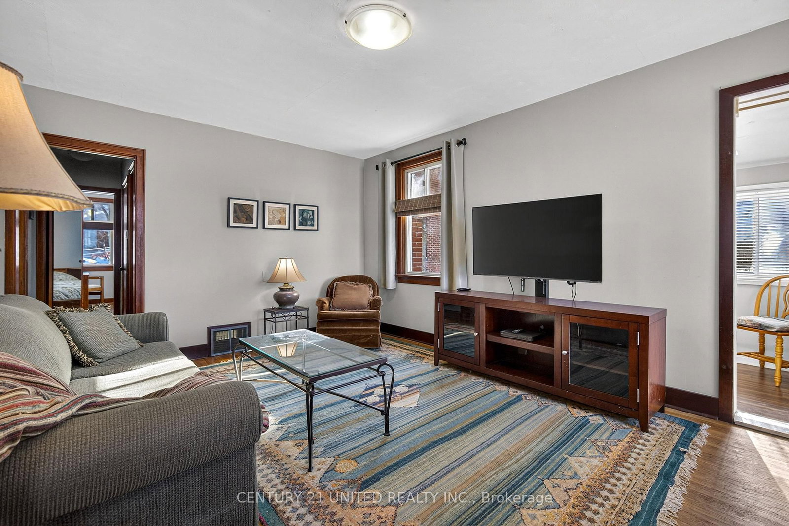 Listing Image 6