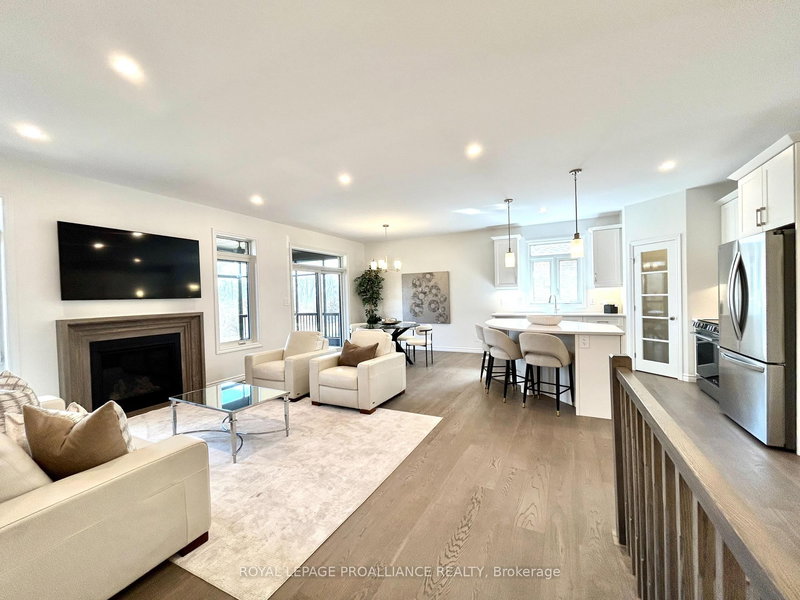 134 Stonecrest Blvd, Quinte West, K8R 0B4 | Image 3