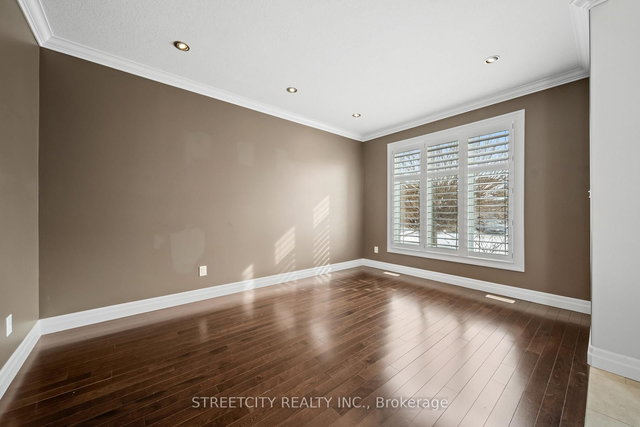 6540 Upper Canada Cross