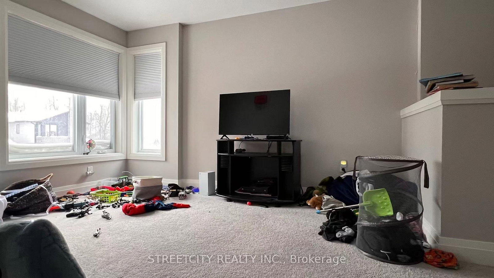 Detached House for sale at 1614 Valhalla Street, London North, Ontario, N6G 0V2 - North E - MLS: X12783606