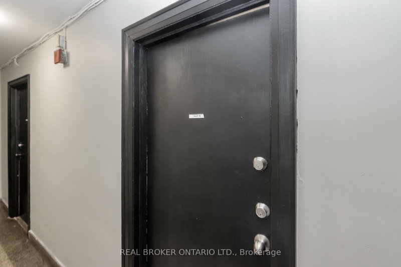 903-909 Main St E, Hamilton, L8M 1M6 | Image 2