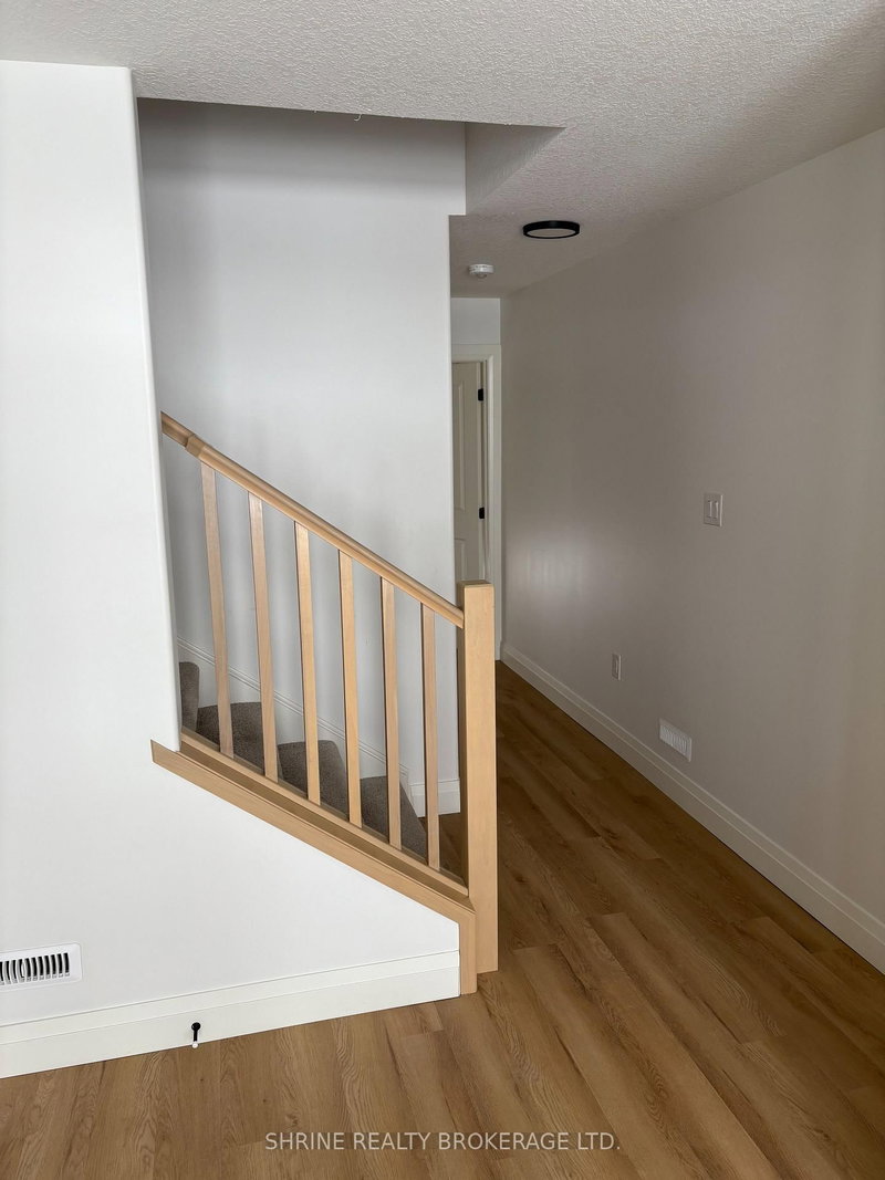 37 - 235 Kennington Way, London South, N6L 0J7 | Image 2